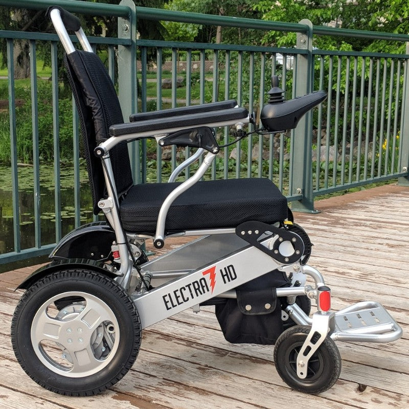 Electra 7 HD Wide Bariatric Foldable Wheelchair